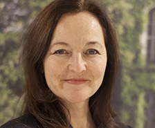 Lisa Nicholas ’10 photo